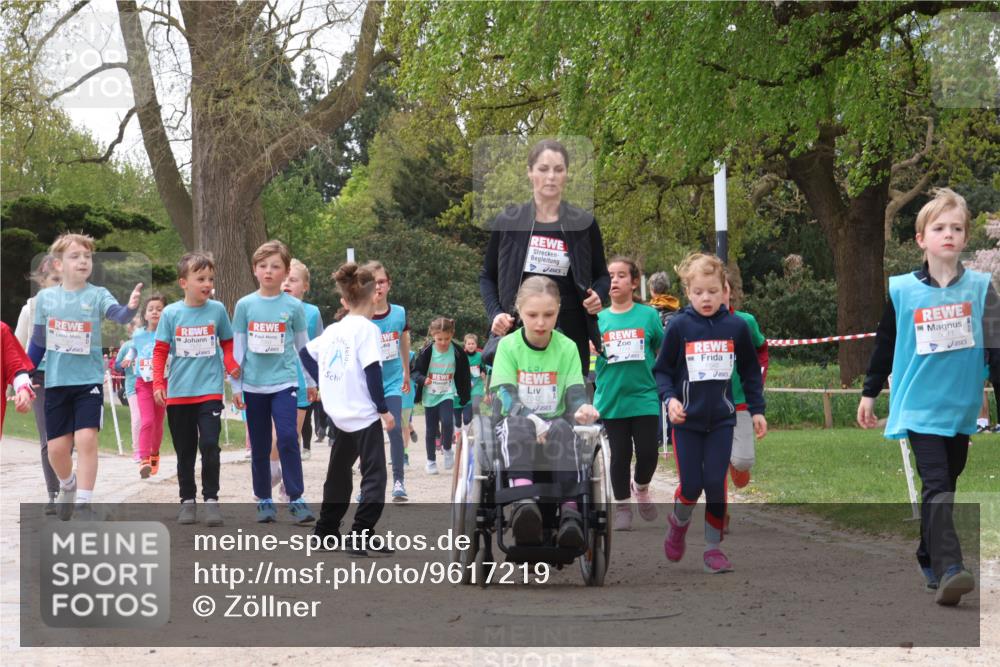 25.04.2026 - Das Zehntel Zöllner http://msf.ph/oto/9617219 25.04.2026 09:49:35 Laufen 5611 meine-sportfotos.de