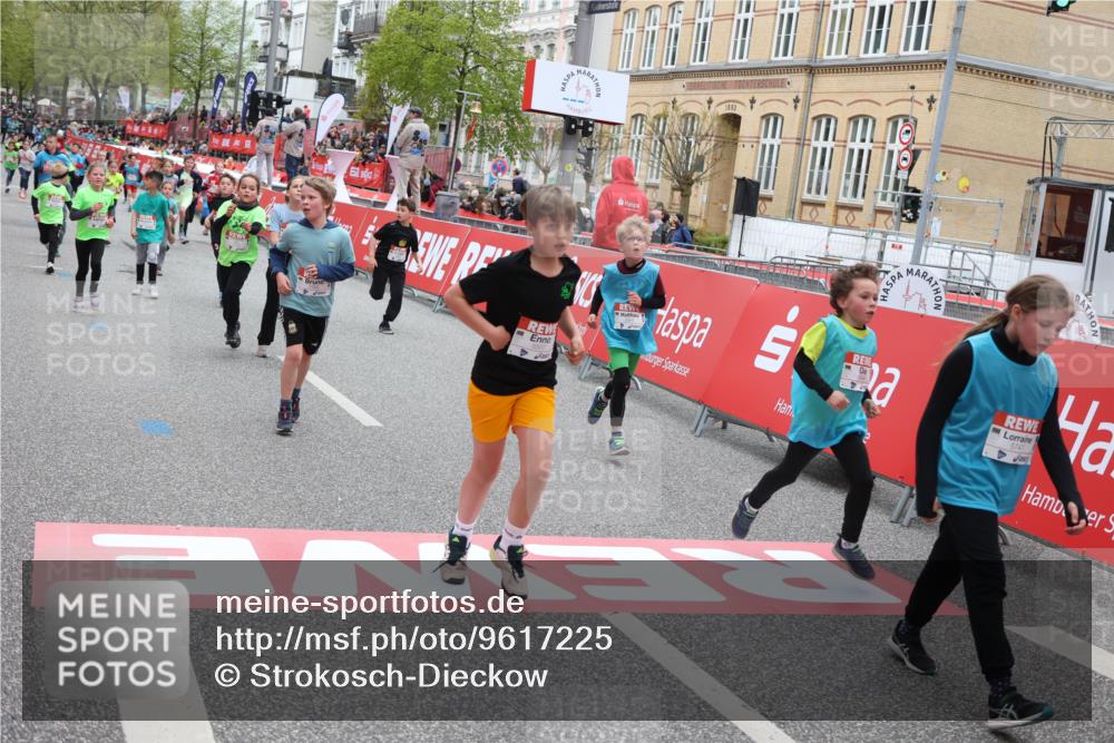 25.04.2026 - Das Zehntel Strokosch-Dieckow http://msf.ph/oto/9617225 25.04.2026 10:56:43 Ziel 5039, 5257, 5325, 5326, 5342, 5507, 5511, 5513, 5644, 5646, 5747, 6011, 6013, 6074, 6385, 6412, 6429, 6663, 6886, 7267, 7368, 7369, 7712, 7801, 7803, 7827, 8007 meine-sportfotos.de