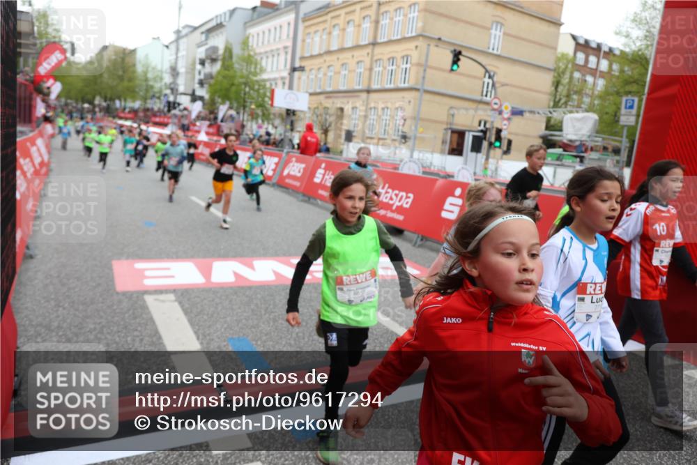 25.04.2026 - Das Zehntel Strokosch-Dieckow http://msf.ph/oto/9617294 25.04.2026 10:56:42 Ziel 5039, 5229, 5257, 5325, 5326, 5507, 5511, 5513, 5646, 5747, 6011, 6013, 6074, 6385, 6412, 6429, 6663, 6886, 7267, 7288, 7368, 7369, 7712, 7801, 7803, 7827, 8007 meine-sportfotos.de