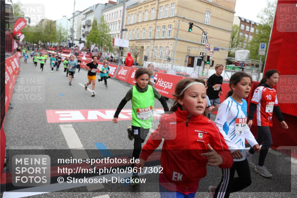 25.04.2026 - Das Zehntel Strokosch-Dieckow http://msf.ph/oto/9617302 25.04.2026 10:56:42 Ziel 5039, 5229, 5257, 5325, 5326, 5507, 5511, 5513, 5646, 5747, 6011, 6013, 6074, 6385, 6412, 6429, 6663, 6886, 7267, 7288, 7368, 7369, 7712, 7801, 7803, 7827, 8007 meine-sportfotos.de