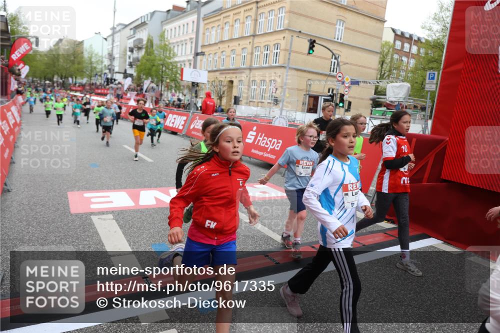 25.04.2026 - Das Zehntel Strokosch-Dieckow http://msf.ph/oto/9617335 25.04.2026 10:56:42 Ziel 5039, 5229, 5257, 5325, 5326, 5507, 5511, 5513, 5646, 5747, 6011, 6013, 6074, 6385, 6412, 6429, 6663, 6886, 7267, 7288, 7368, 7369, 7712, 7801, 7803, 7827, 8007 meine-sportfotos.de