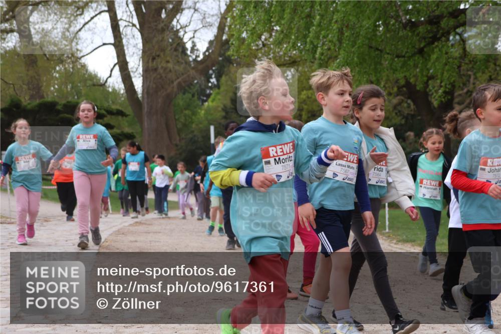 25.04.2026 - Das Zehntel Zöllner http://msf.ph/oto/9617361 25.04.2026 09:49:40 Laufen 7571, 7567, 7564, 7572 meine-sportfotos.de