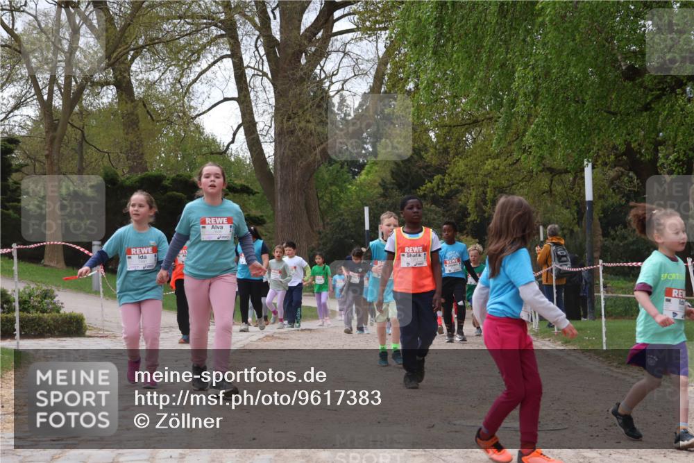 25.04.2026 - Das Zehntel Zöllner http://msf.ph/oto/9617383 25.04.2026 09:49:41 Laufen 7606 meine-sportfotos.de