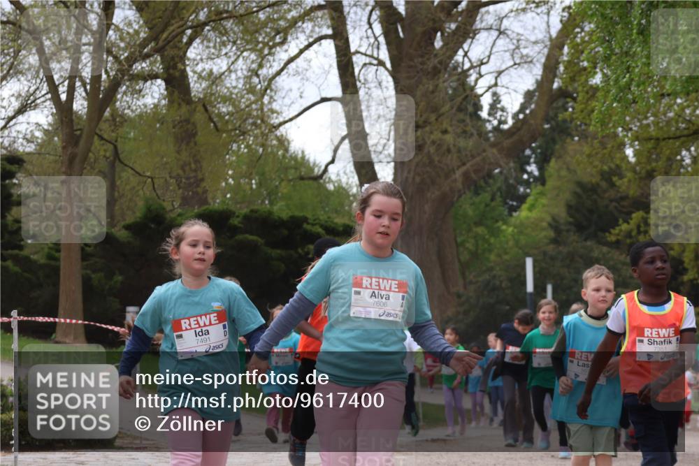 25.04.2026 - Das Zehntel Zöllner http://msf.ph/oto/9617400 25.04.2026 09:49:42 Laufen 7491, 7606, 7351, 563 meine-sportfotos.de