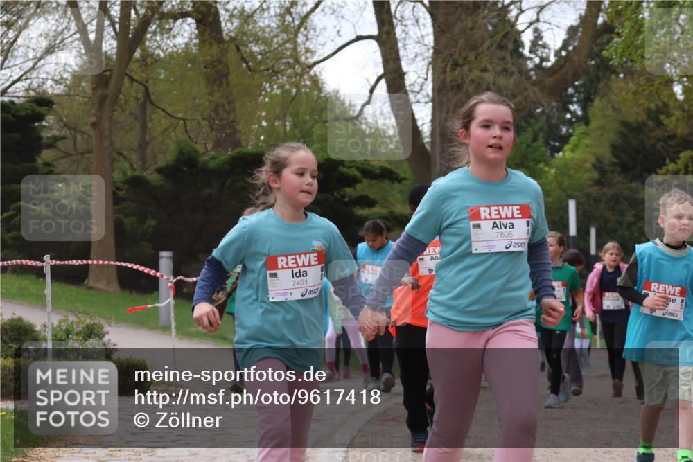 25.04.2026 - Das Zehntel Zöllner http://msf.ph/oto/9617418 25.04.2026 09:49:42 Laufen 7491, 7606 meine-sportfotos.de