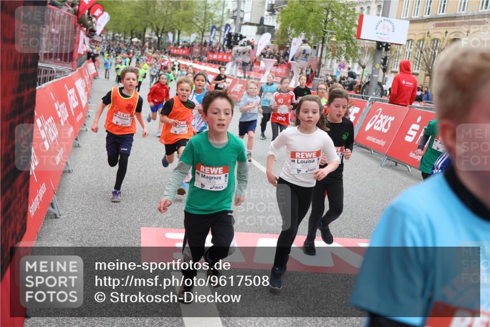 25.04.2026 - Das Zehntel Strokosch-Dieckow http://msf.ph/oto/9617508 25.04.2026 10:56:39 Ziel 5039, 5229, 5325, 5326, 5513, 5576, 5578, 5583, 5741, 5790, 5978, 6014, 6074, 6412, 6552, 6663, 6871, 6876, 6886, 7267, 7288, 7368, 7369, 7702, 7712, 7715, 7801, 7803, 7827, 8007 meine-sportfotos.de