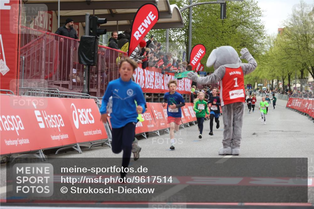 25.04.2026 - Das Zehntel Strokosch-Dieckow http://msf.ph/oto/9617514 25.04.2026 08:48:30 Ziel 1461, 1474, 1887, 2170, 2174, 2310 meine-sportfotos.de