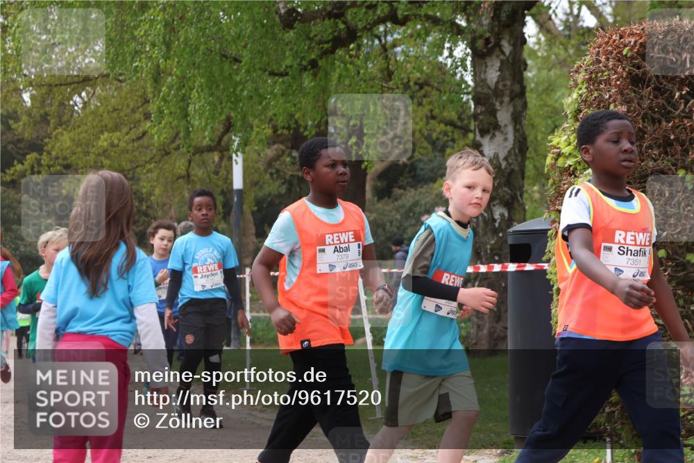 25.04.2026 - Das Zehntel Zöllner http://msf.ph/oto/9617520 25.04.2026 09:49:45 Laufen 7379, 7351 meine-sportfotos.de