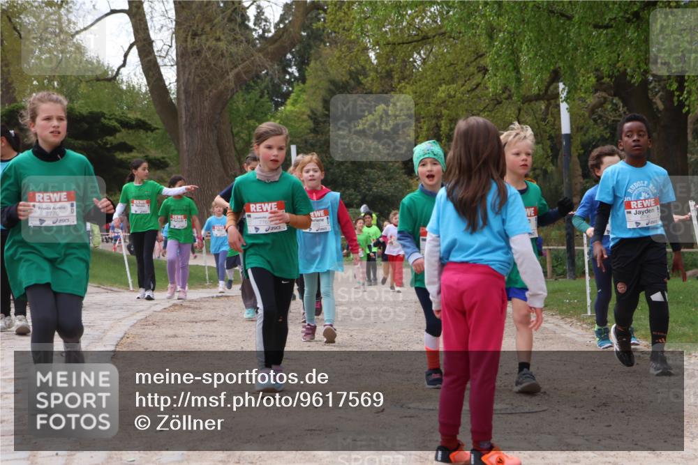 25.04.2026 - Das Zehntel Zöllner http://msf.ph/oto/9617569 25.04.2026 09:49:47 Laufen 7770, 7765, 6790 meine-sportfotos.de