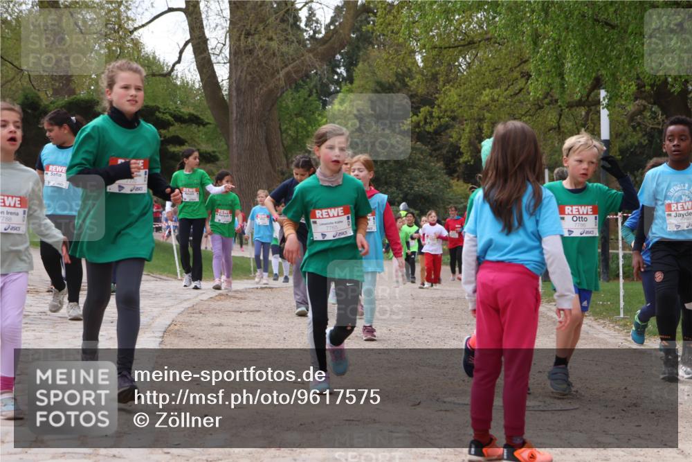 25.04.2026 - Das Zehntel Zöllner http://msf.ph/oto/9617575 25.04.2026 09:49:47 Laufen 788, 7765, 7786, 6790 meine-sportfotos.de