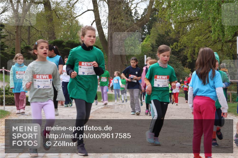 25.04.2026 - Das Zehntel Zöllner http://msf.ph/oto/9617585 25.04.2026 09:49:48 Laufen 7788, 7770, 7765 meine-sportfotos.de