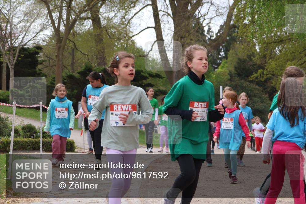 25.04.2026 - Das Zehntel Zöllner http://msf.ph/oto/9617592 25.04.2026 09:49:48 Laufen 7770 meine-sportfotos.de