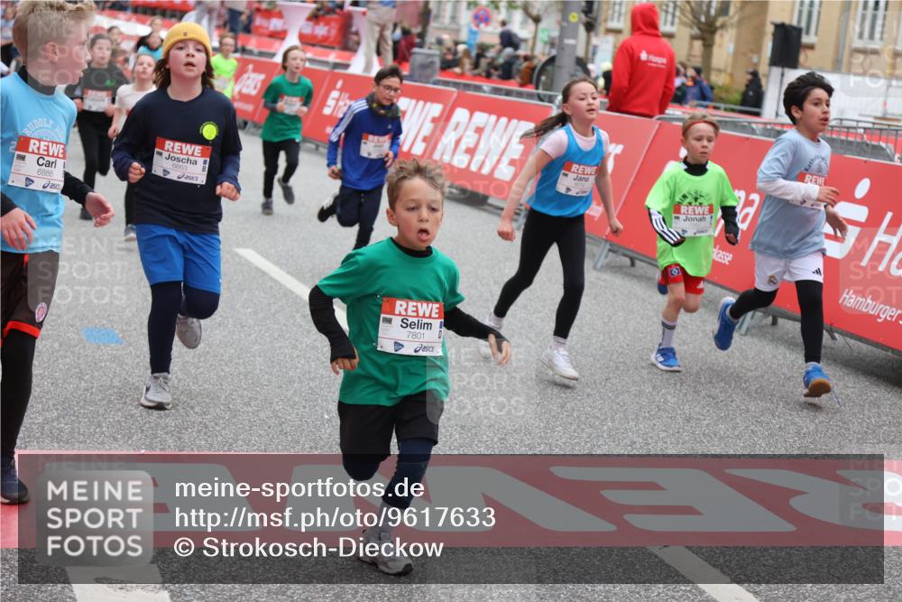 25.04.2026 - Das Zehntel Strokosch-Dieckow http://msf.ph/oto/9617633 25.04.2026 10:56:37 Ziel 5039, 5226, 5229, 5505, 5576, 5578, 5583, 5741, 5790, 5978, 6014, 6067, 6074, 6412, 6552, 6663, 6871, 6876, 6884, 6886, 6952, 6953, 7267, 7288, 7702, 7715, 7759, 7801, 7803, 7849, 7903, 7970 meine-sportfotos.de