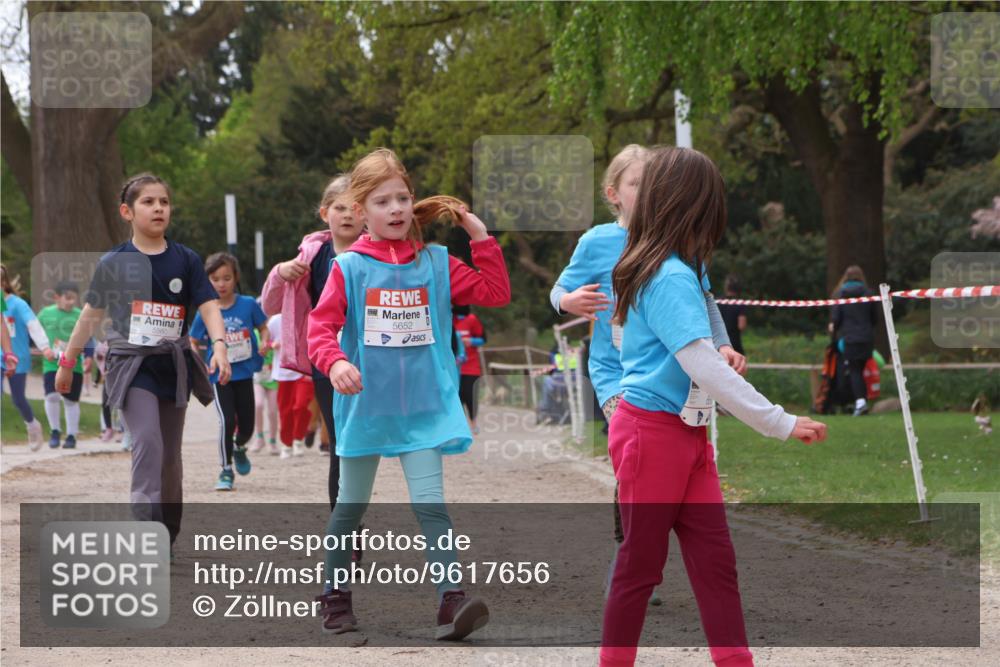 25.04.2026 - Das Zehntel Zöllner http://msf.ph/oto/9617656 25.04.2026 09:49:51 Laufen 5652 meine-sportfotos.de