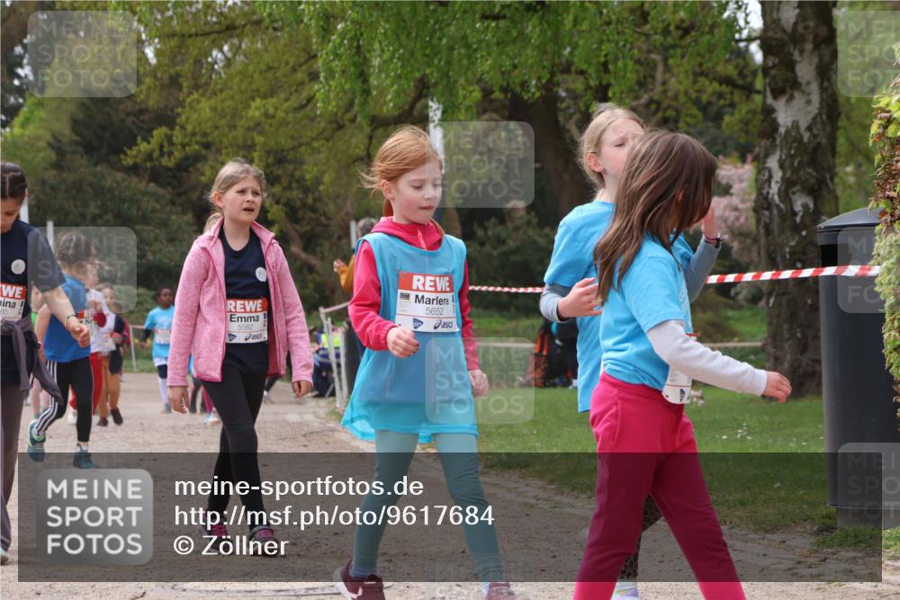 25.04.2026 - Das Zehntel Zöllner http://msf.ph/oto/9617684 25.04.2026 09:49:52 Laufen 60, 5562, 5652 meine-sportfotos.de