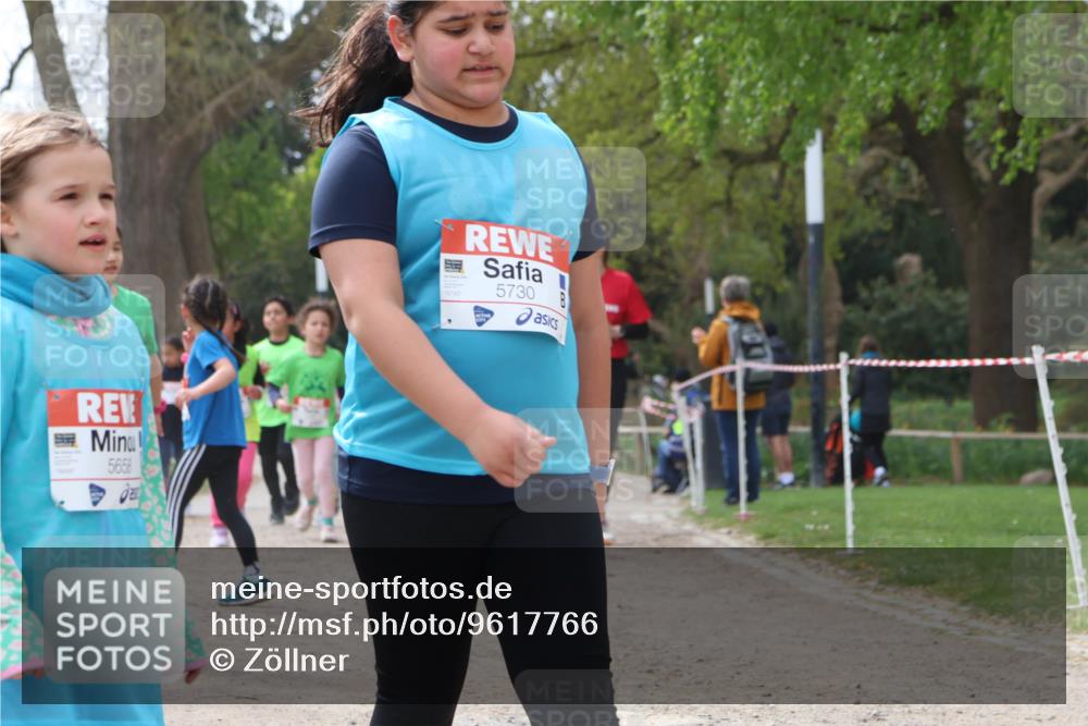 25.04.2026 - Das Zehntel Zöllner http://msf.ph/oto/9617766 25.04.2026 09:49:55 Laufen 5658, 5730 meine-sportfotos.de