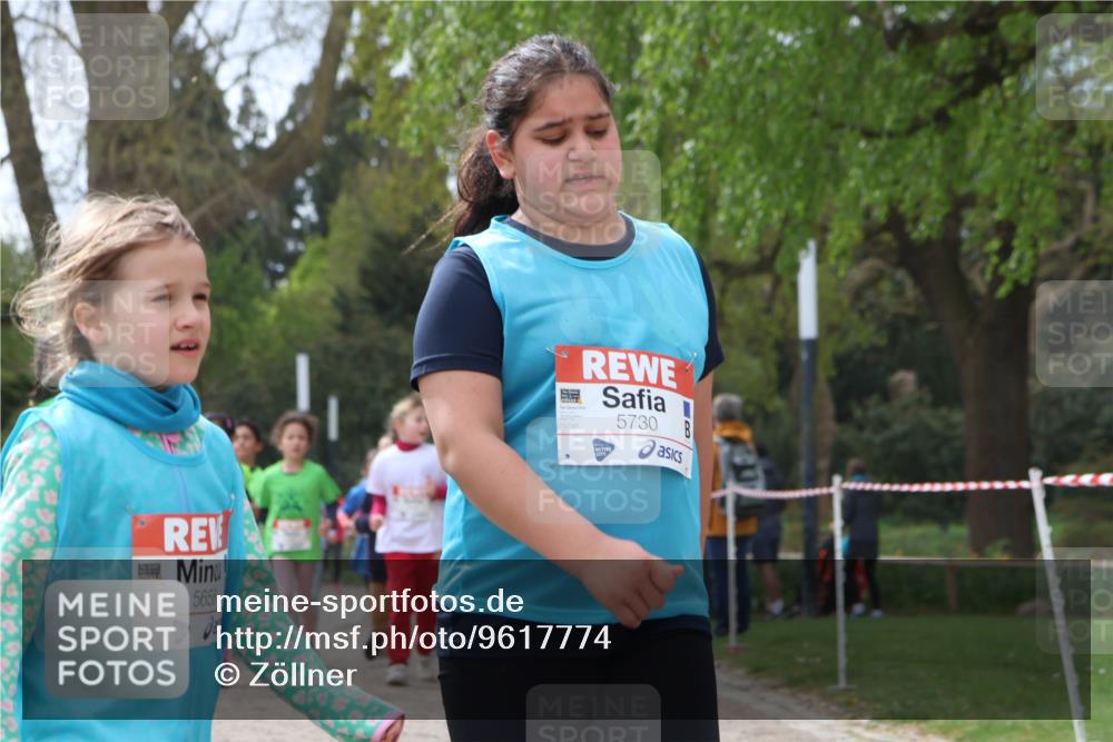 25.04.2026 - Das Zehntel Zöllner http://msf.ph/oto/9617774 25.04.2026 09:49:55 Laufen 5658, 30, 5730, 5730 meine-sportfotos.de