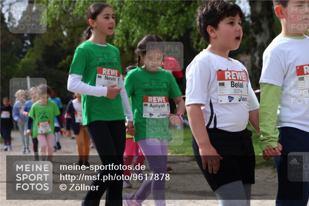 25.04.2026 - Das Zehntel Zöllner http://msf.ph/oto/9617878 25.04.2026 09:49:59 Laufen 5851, 5853, 5074 meine-sportfotos.de