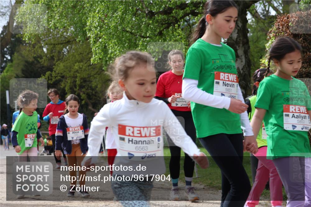 25.04.2026 - Das Zehntel Zöllner http://msf.ph/oto/9617904 25.04.2026 09:50:00 Laufen 7263, 6563, 5851, 5853, 25103 meine-sportfotos.de