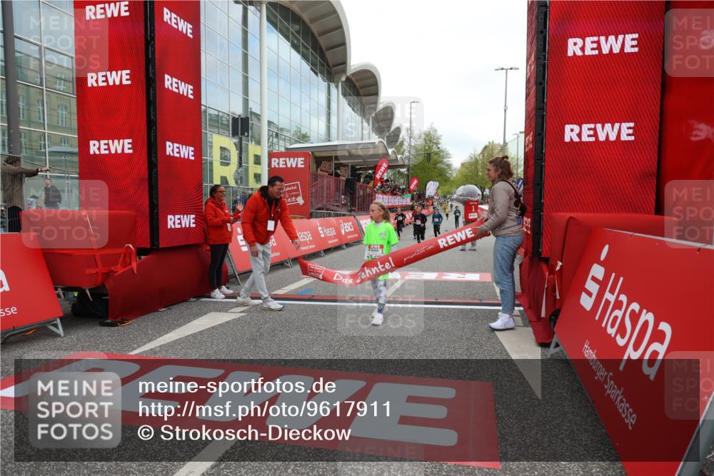 25.04.2026 - Das Zehntel Strokosch-Dieckow http://msf.ph/oto/9617911 25.04.2026 08:48:41 Ziel 1519, 3107 meine-sportfotos.de