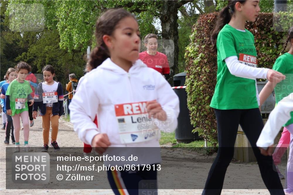25.04.2026 - Das Zehntel Zöllner http://msf.ph/oto/9617913 25.04.2026 09:50:00 Laufen 7263, 6559 meine-sportfotos.de