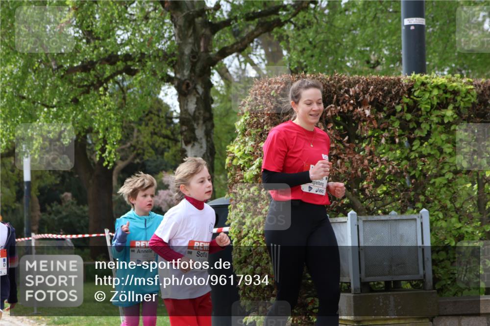 25.04.2026 - Das Zehntel Zöllner http://msf.ph/oto/9617934 25.04.2026 09:50:01 Laufen 5602, 5199 meine-sportfotos.de