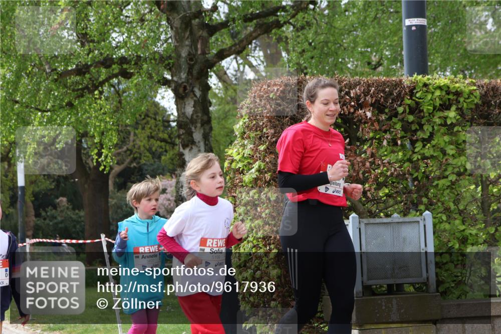 25.04.2026 - Das Zehntel Zöllner http://msf.ph/oto/9617936 25.04.2026 09:50:01 Laufen 5602, 5199 meine-sportfotos.de