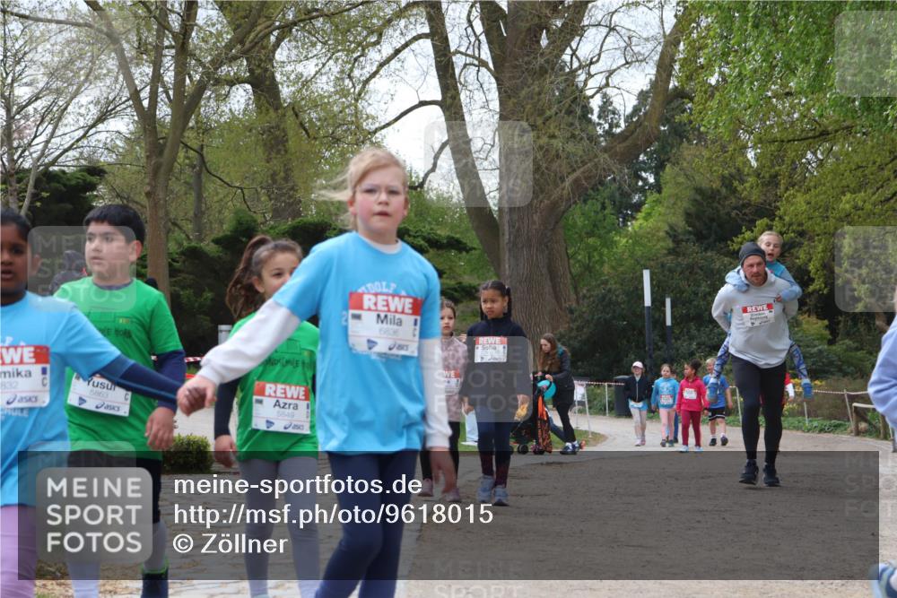 25.04.2026 - Das Zehntel Zöllner http://msf.ph/oto/9618015 25.04.2026 09:50:06 Laufen 832, 5863, 5849, 6836 meine-sportfotos.de
