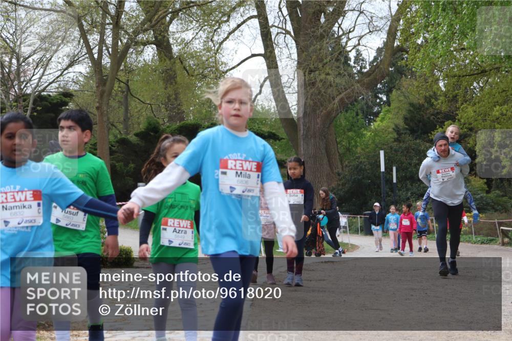 25.04.2026 - Das Zehntel Zöllner http://msf.ph/oto/9618020 25.04.2026 09:50:06 Laufen 6832, 5863, 5849, 6836 meine-sportfotos.de