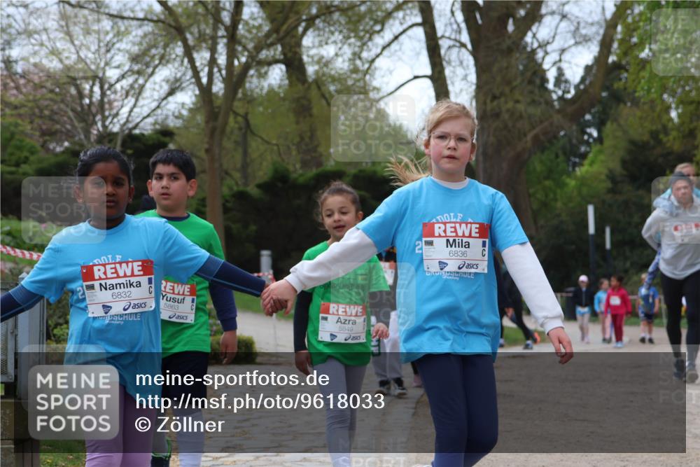 25.04.2026 - Das Zehntel Zöllner http://msf.ph/oto/9618033 25.04.2026 09:50:06 Laufen 6832, 5863, 5849, 6836 meine-sportfotos.de