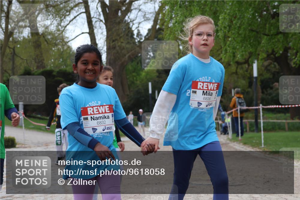 25.04.2026 - Das Zehntel Zöllner http://msf.ph/oto/9618058 25.04.2026 09:50:07 Laufen 6832, 20, 6836 meine-sportfotos.de