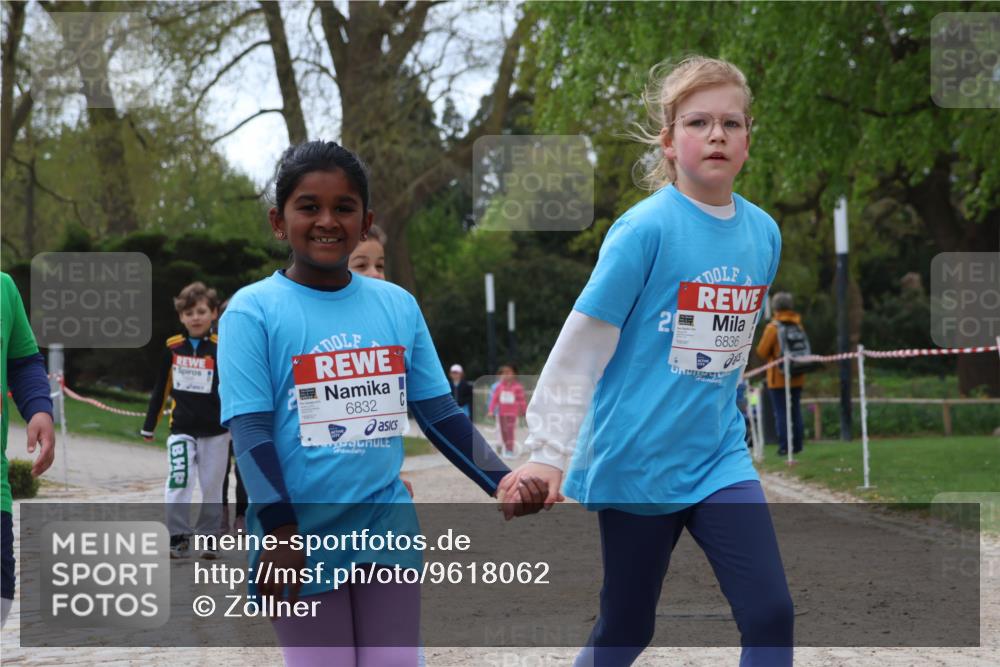 25.04.2026 - Das Zehntel Zöllner http://msf.ph/oto/9618062 25.04.2026 09:50:07 Laufen 1922, 6832, 21, 6836 meine-sportfotos.de