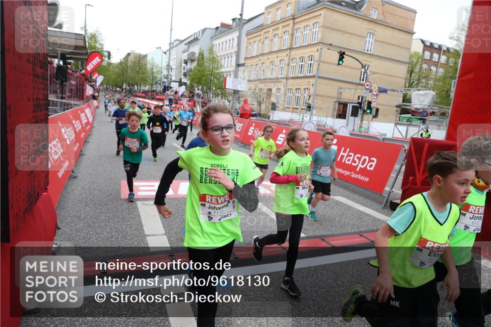 25.04.2026 - Das Zehntel Strokosch-Dieckow http://msf.ph/oto/9618130 25.04.2026 10:56:28 Ziel 5099, 5195, 5367, 5420, 5443, 5493, 5494, 5696, 5721, 5756, 5791, 6010, 6025, 6093, 6586, 6813, 6965, 6999, 7115, 7132, 7149, 7228, 7466, 7518, 7679, 7835, 7879 meine-sportfotos.de