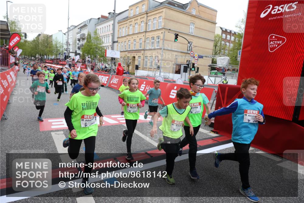 25.04.2026 - Das Zehntel Strokosch-Dieckow http://msf.ph/oto/9618142 25.04.2026 10:56:28 Ziel 5099, 5195, 5367, 5420, 5443, 5493, 5494, 5696, 5721, 5756, 5791, 6010, 6025, 6093, 6586, 6813, 6965, 6999, 7115, 7132, 7149, 7228, 7466, 7518, 7679, 7835, 7879 meine-sportfotos.de