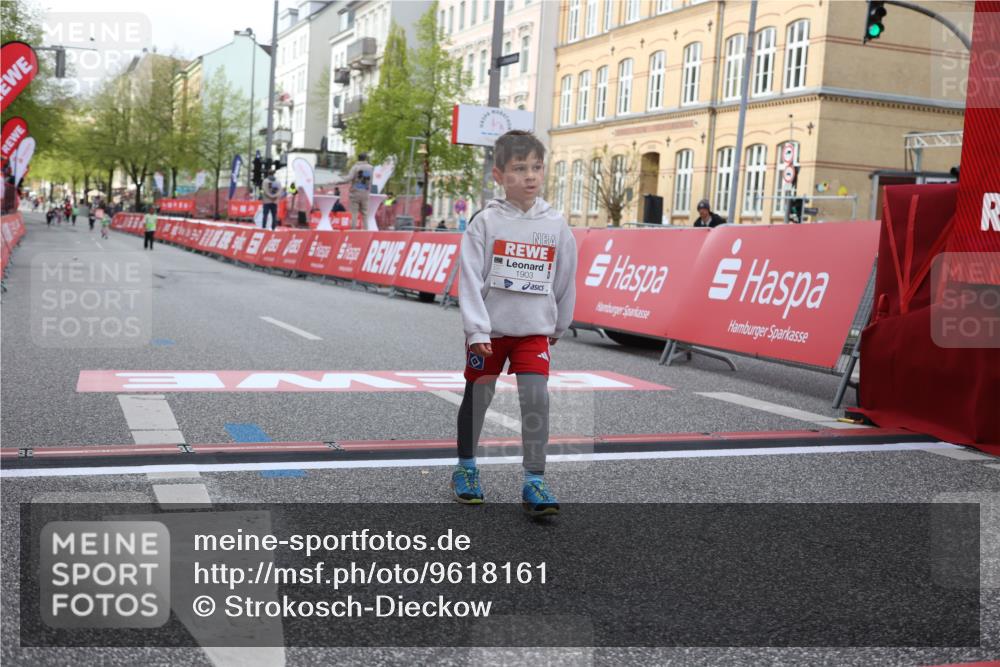 25.04.2026 - Das Zehntel Strokosch-Dieckow http://msf.ph/oto/9618161 25.04.2026 09:11:28 Ziel 1903, 2549 meine-sportfotos.de
