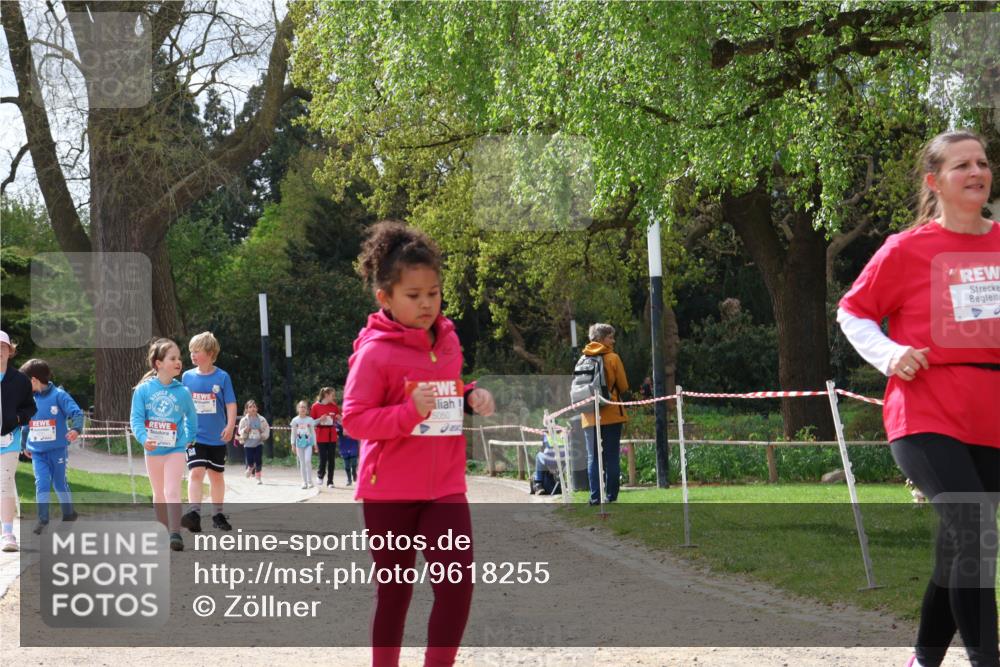 25.04.2026 - Das Zehntel Zöllner http://msf.ph/oto/9618255 25.04.2026 09:50:21 Laufen 5050 meine-sportfotos.de