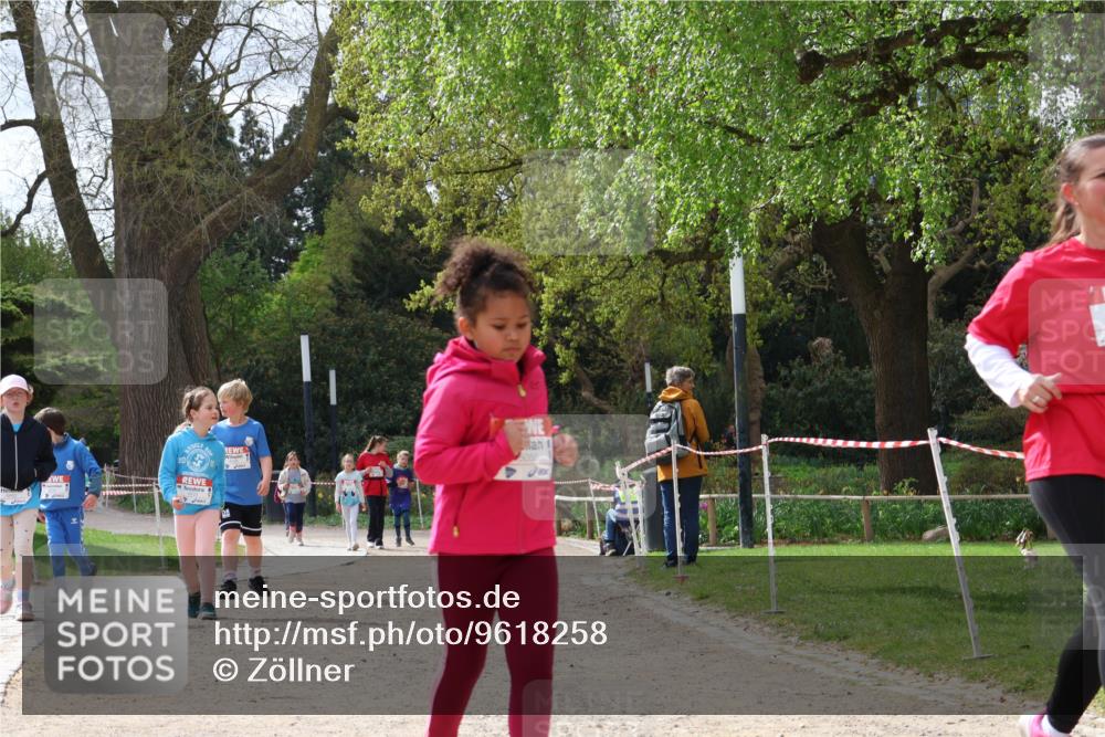 25.04.2026 - Das Zehntel Zöllner http://msf.ph/oto/9618258 25.04.2026 09:50:21 Laufen 5050 meine-sportfotos.de