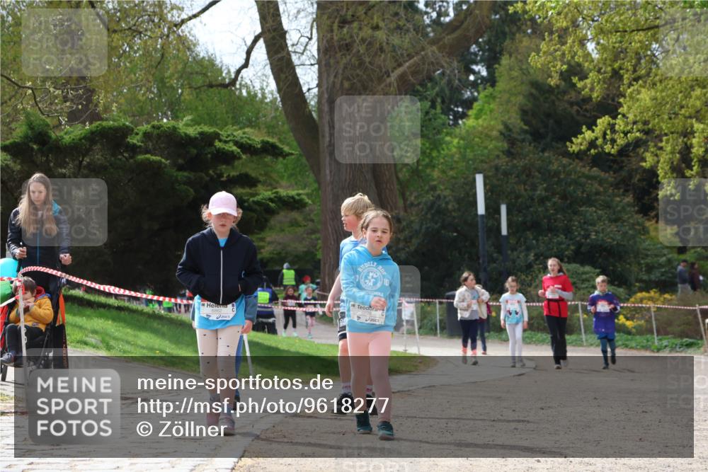 25.04.2026 - Das Zehntel Zöllner http://msf.ph/oto/9618277 25.04.2026 09:50:23 Laufen 10, 6828 meine-sportfotos.de