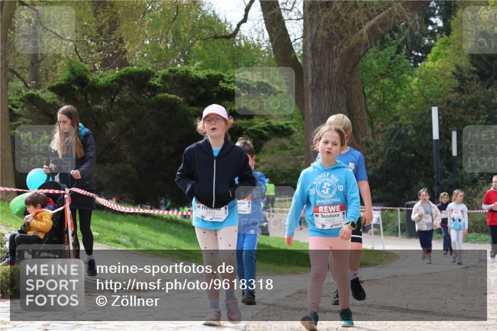 25.04.2026 - Das Zehntel Zöllner http://msf.ph/oto/9618318 25.04.2026 09:50:24 Laufen 6862, 20, 10, 6828 meine-sportfotos.de