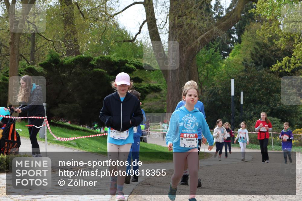 25.04.2026 - Das Zehntel Zöllner http://msf.ph/oto/9618355 25.04.2026 09:50:26 Laufen 6862, 20, 6828, 10 meine-sportfotos.de