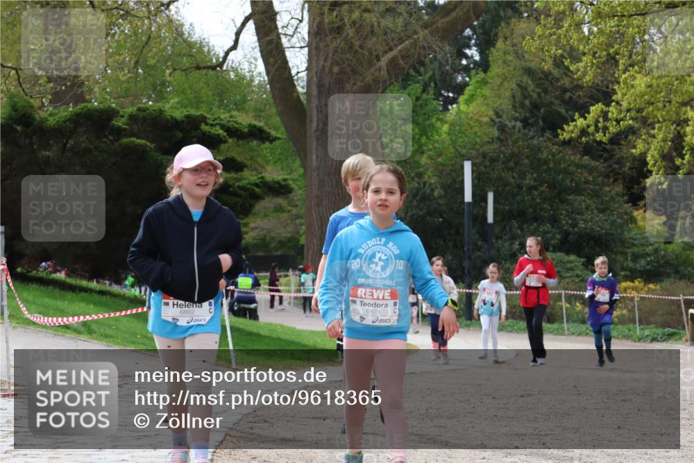 25.04.2026 - Das Zehntel Zöllner http://msf.ph/oto/9618365 25.04.2026 09:50:26 Laufen 6862, 20, 6828 meine-sportfotos.de