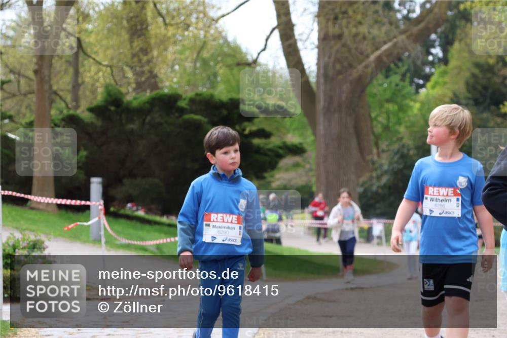 25.04.2026 - Das Zehntel Zöllner http://msf.ph/oto/9618415 25.04.2026 09:50:30 Laufen 6290, 6286 meine-sportfotos.de