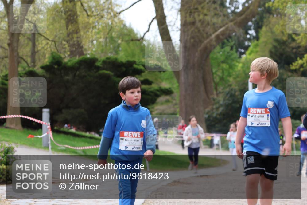 25.04.2026 - Das Zehntel Zöllner http://msf.ph/oto/9618423 25.04.2026 09:50:30 Laufen 6290, 6286 meine-sportfotos.de