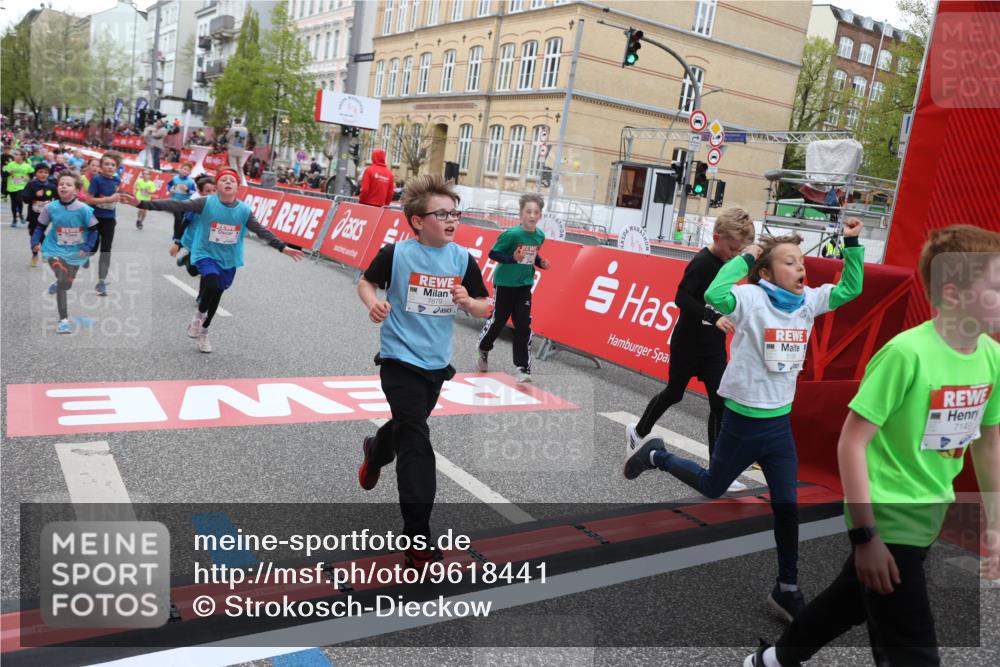 25.04.2026 - Das Zehntel Strokosch-Dieckow http://msf.ph/oto/9618441 25.04.2026 10:56:23 Ziel 5195, 5274, 5364, 5381, 5405, 5493, 5494, 5549, 5553, 5697, 5721, 5756, 5791, 6093, 6152, 6526, 6813, 7092, 7149, 7161, 7244, 7308, 7466, 7543, 7679, 7875, 7879, 8009 meine-sportfotos.de