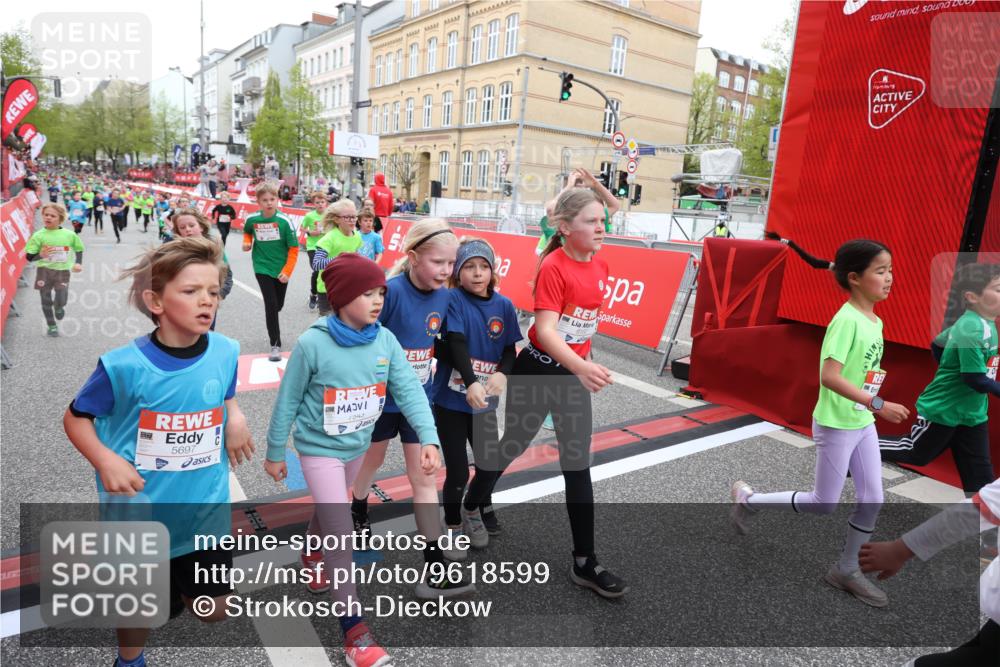 25.04.2026 - Das Zehntel Strokosch-Dieckow http://msf.ph/oto/9618599 25.04.2026 10:56:20 Ziel 5034, 5035, 5274, 5364, 5381, 5405, 5493, 5549, 5553, 5697, 6152, 6433, 6526, 6677, 6813, 6954, 7019, 7092, 7149, 7161, 7240, 7244, 7308, 7466, 7543, 7875, 8009 meine-sportfotos.de