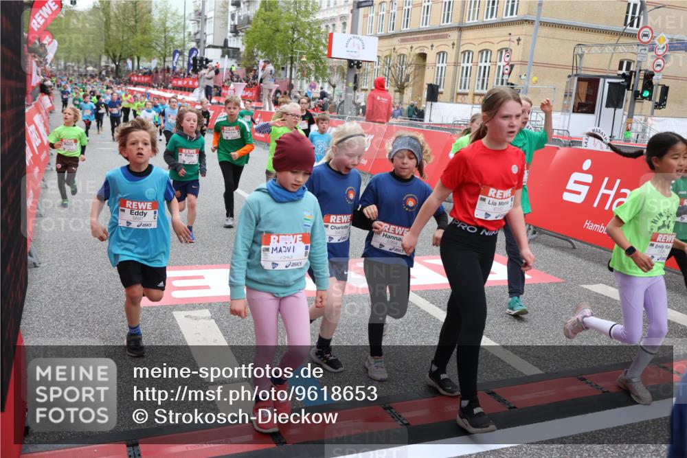 25.04.2026 - Das Zehntel Strokosch-Dieckow http://msf.ph/oto/9618653 25.04.2026 10:56:20 Ziel 5034, 5035, 5274, 5364, 5381, 5405, 5493, 5549, 5553, 5697, 6152, 6433, 6526, 6677, 6813, 6954, 7019, 7092, 7149, 7161, 7240, 7244, 7308, 7466, 7543, 7875, 8009 meine-sportfotos.de