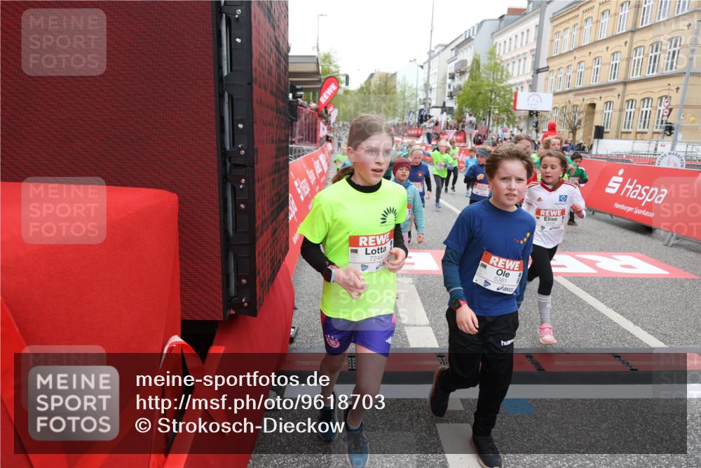 25.04.2026 - Das Zehntel Strokosch-Dieckow http://msf.ph/oto/9618703 25.04.2026 10:56:19 Ziel 5034, 5035, 5263, 5274, 5364, 5381, 5405, 5498, 5549, 5553, 5697, 6152, 6433, 6526, 6677, 6954, 7019, 7092, 7161, 7240, 7244, 7308, 7543, 7701, 7875, 8009 meine-sportfotos.de