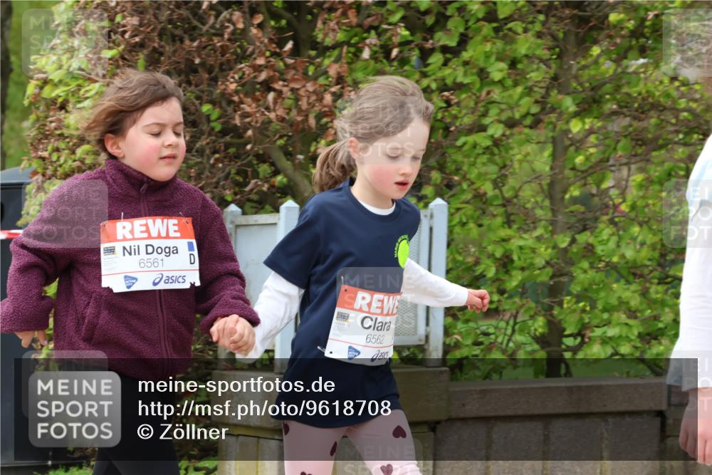 25.04.2026 - Das Zehntel Zöllner http://msf.ph/oto/9618708 25.04.2026 09:50:56 Laufen 6561, 6562 meine-sportfotos.de