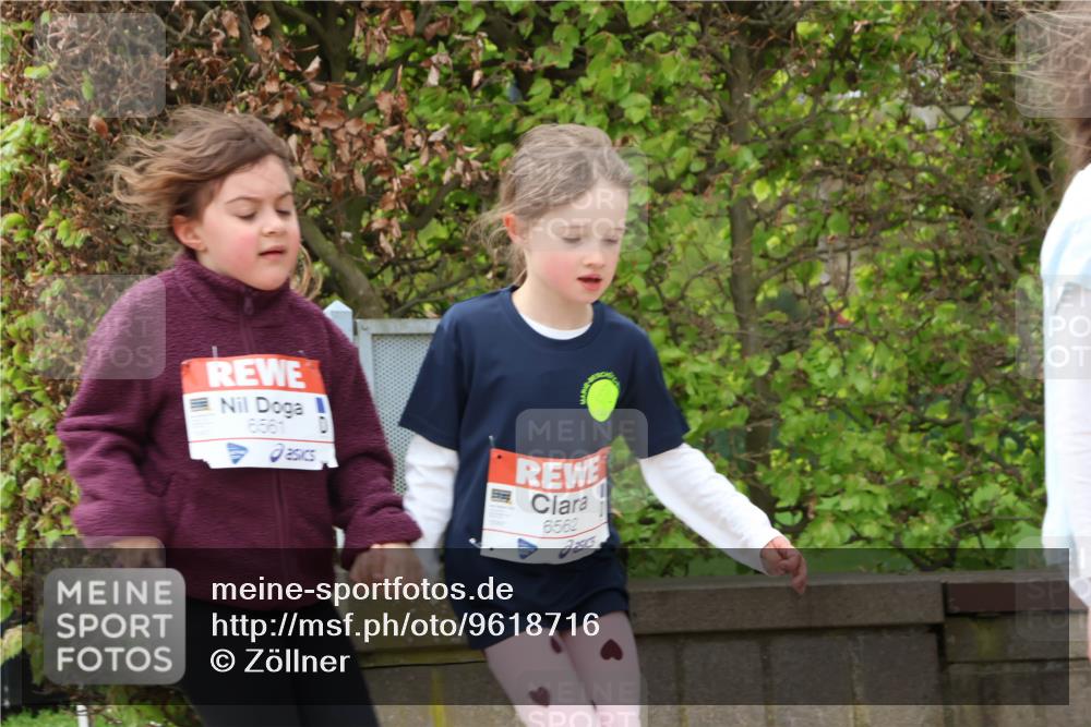 25.04.2026 - Das Zehntel Zöllner http://msf.ph/oto/9618716 25.04.2026 09:50:56 Laufen 6561, 6562 meine-sportfotos.de
