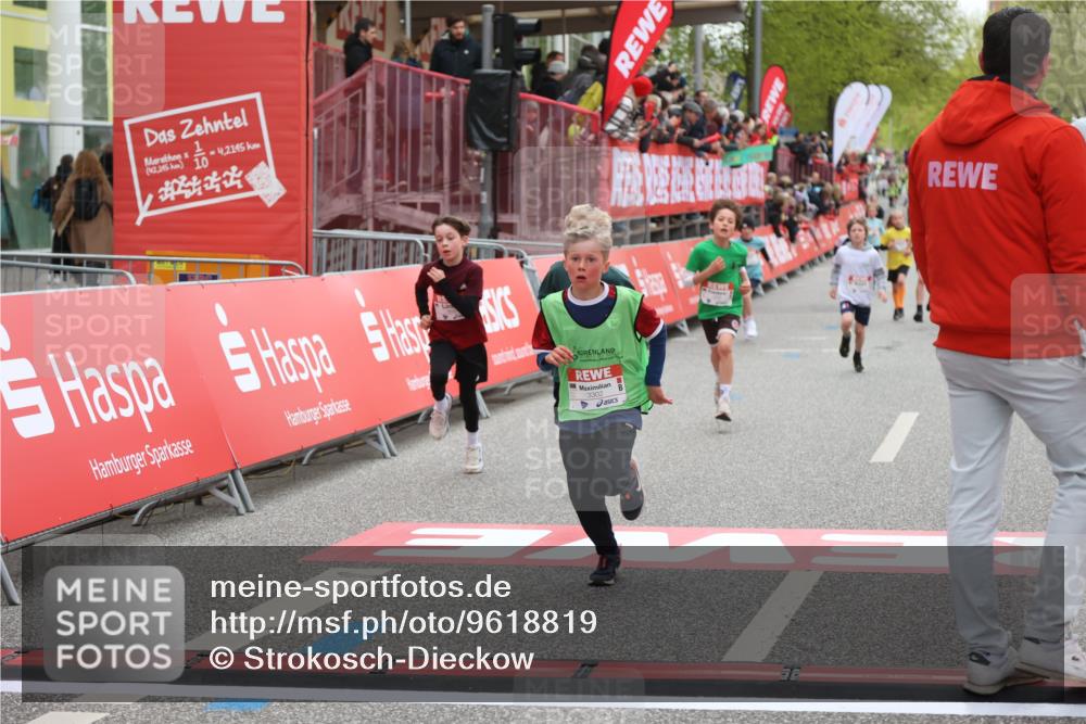 25.04.2026 - Das Zehntel Strokosch-Dieckow http://msf.ph/oto/9618819 25.04.2026 08:49:06 Ziel 1696, 3302, 3574, 3699, 4063 meine-sportfotos.de